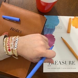 Meet your Posher, Camila